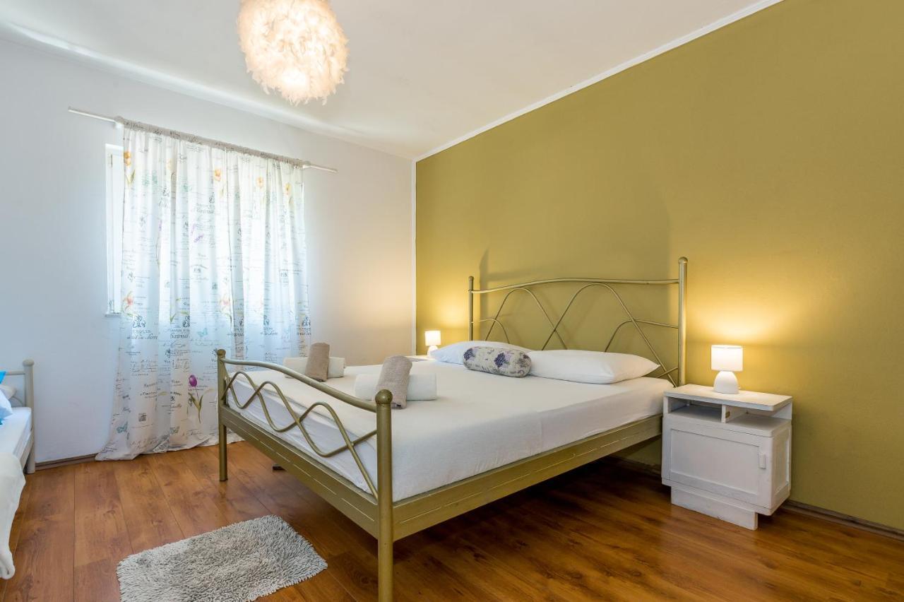 שיבניק Apartment Vice מראה חיצוני תמונה