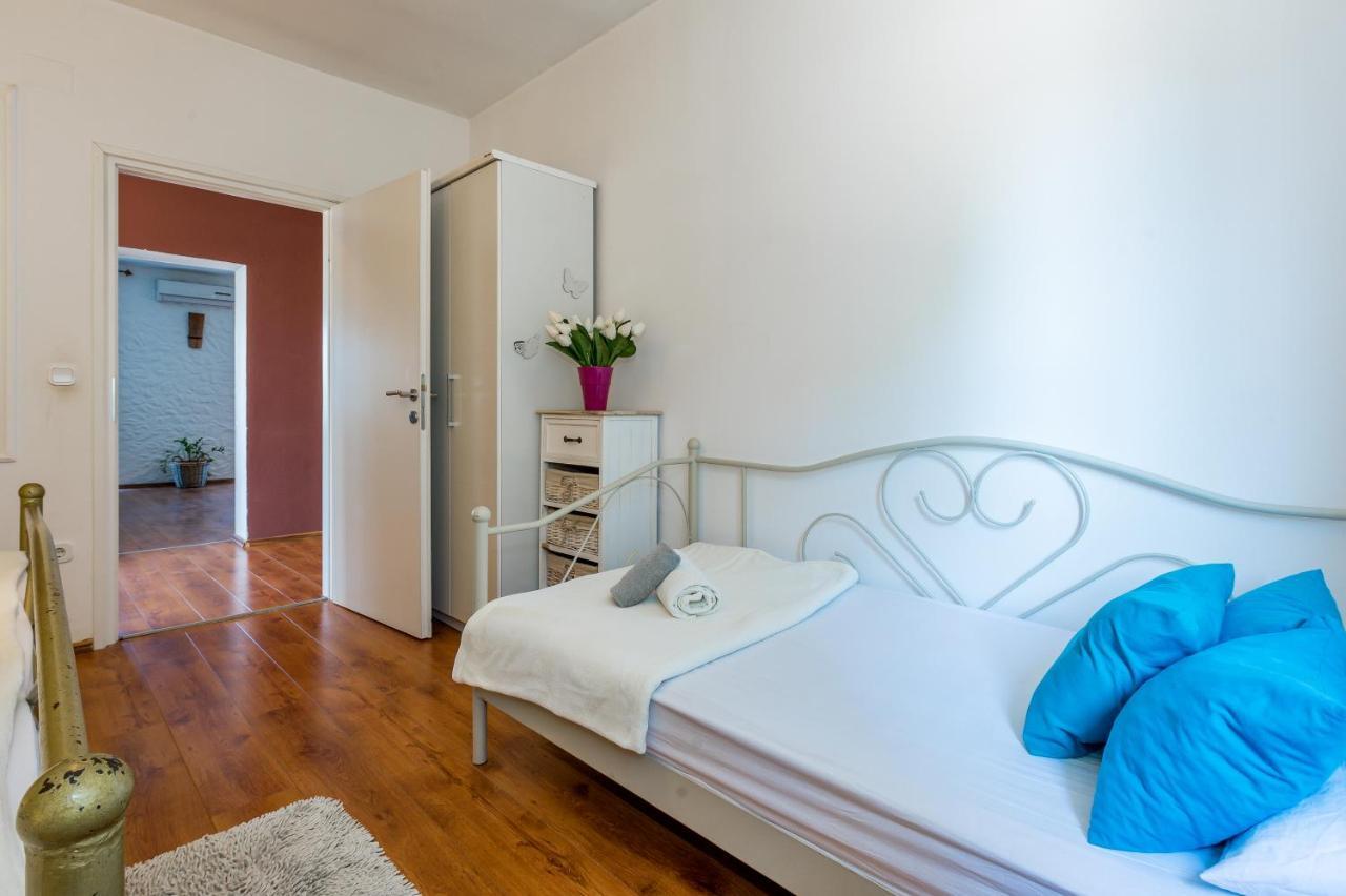 שיבניק Apartment Vice מראה חיצוני תמונה