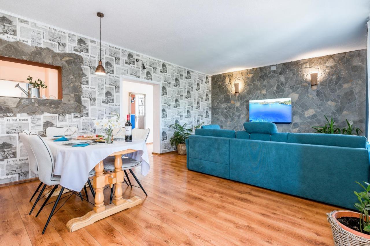 שיבניק Apartment Vice מראה חיצוני תמונה
