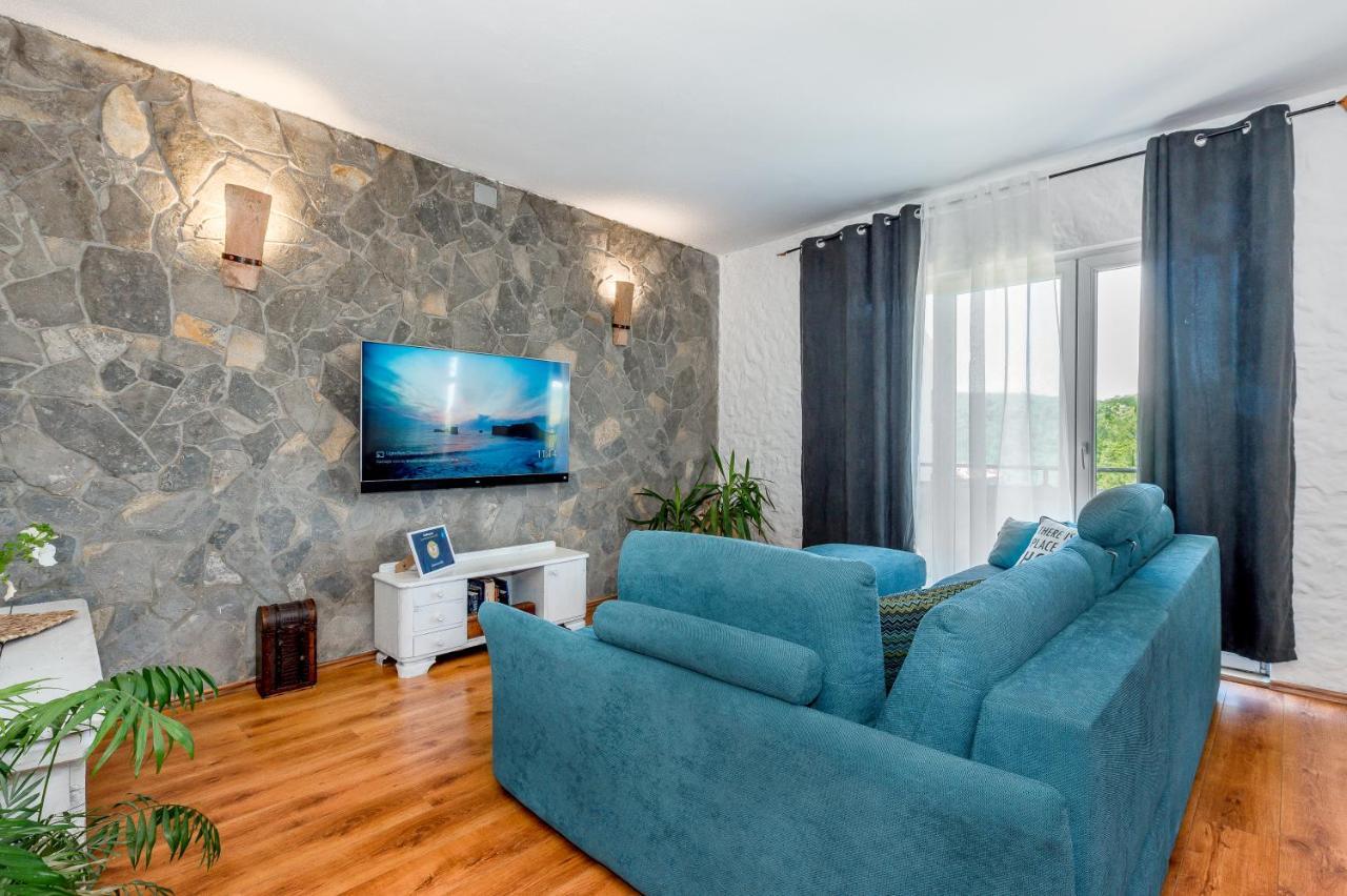 שיבניק Apartment Vice מראה חיצוני תמונה